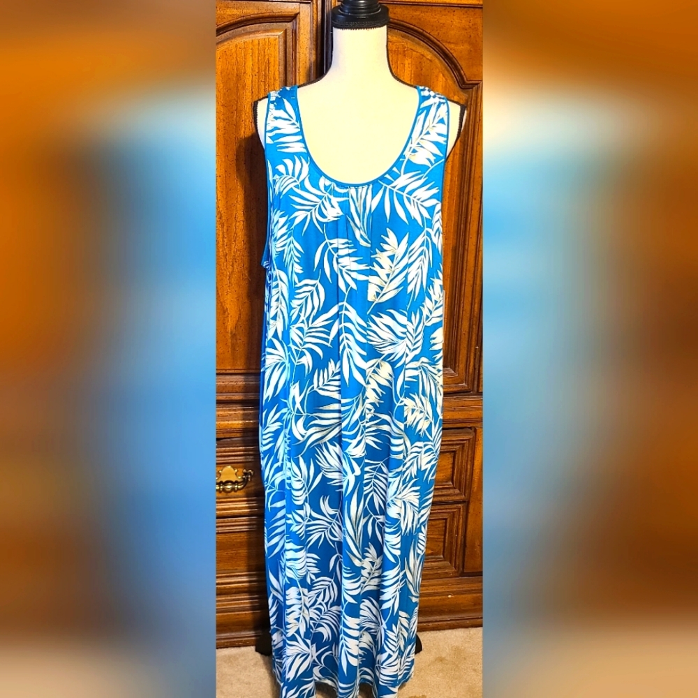 Joyspun midi chemise,  teal leaf print